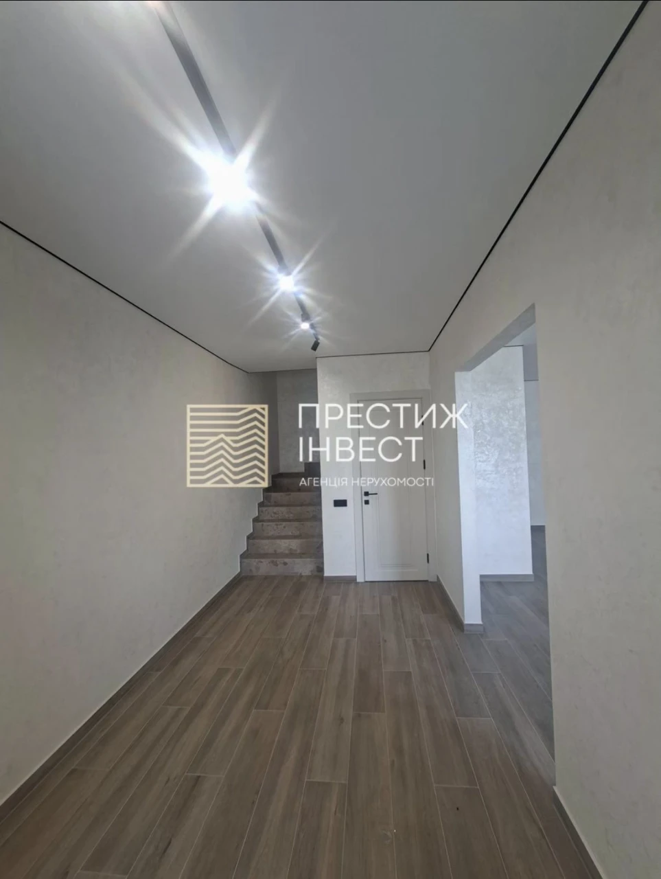 Townhouse for Sale in "Dream House" Residential Complex