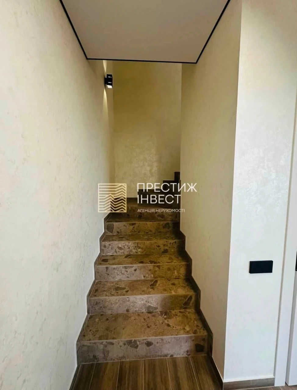 Townhouse for Sale in "Dream House" Residential Complex