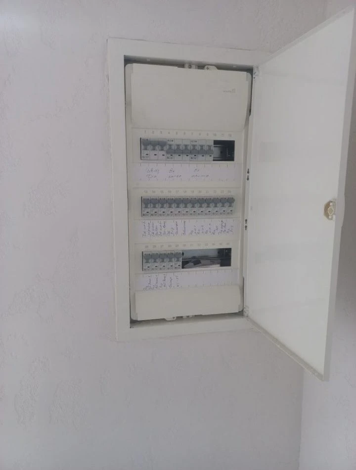 Продаж будинку 90 м² на 4 сотках (активно ведеться ремонт!)