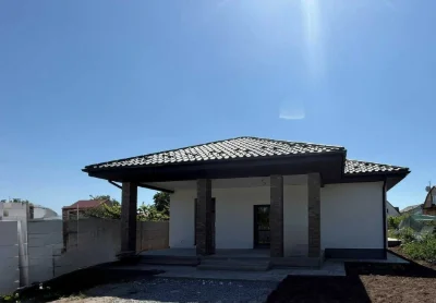 Сучасний одноповерховий будинок 120 м² на ділянці 11 соток