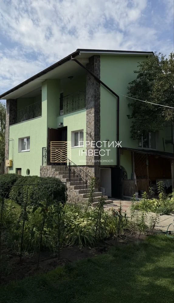 Продажа капитального дачного дома с газовым отоплением в СТ