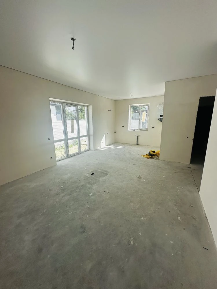 Продаж 1-поверхового будинку 82 м² з газом по вул Володимира