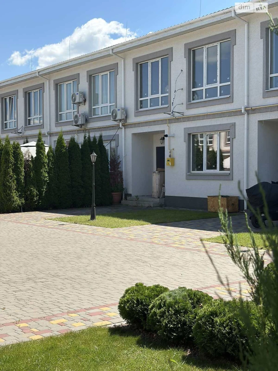 Продаж Таунхаус