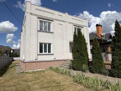 Продам будинок цегляний в царському селі 276 кв.метрів