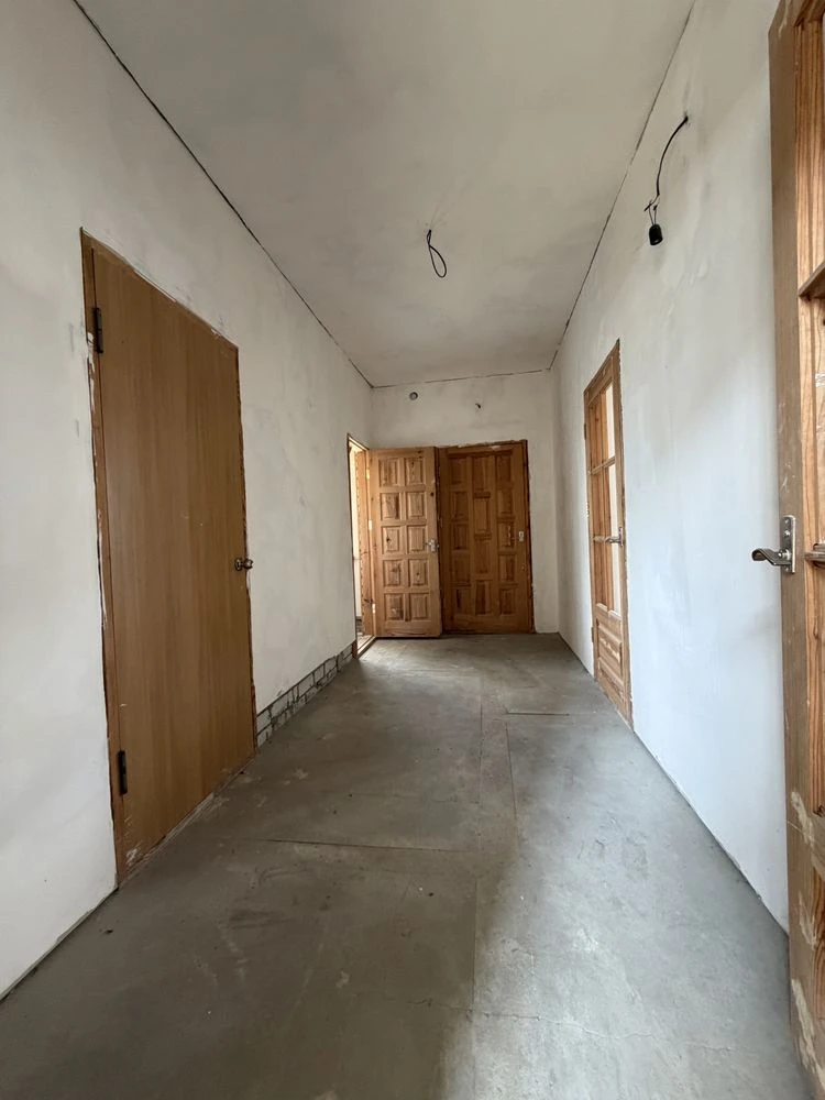 Продам будинок цегляний в царському селі 276 кв.метрів
