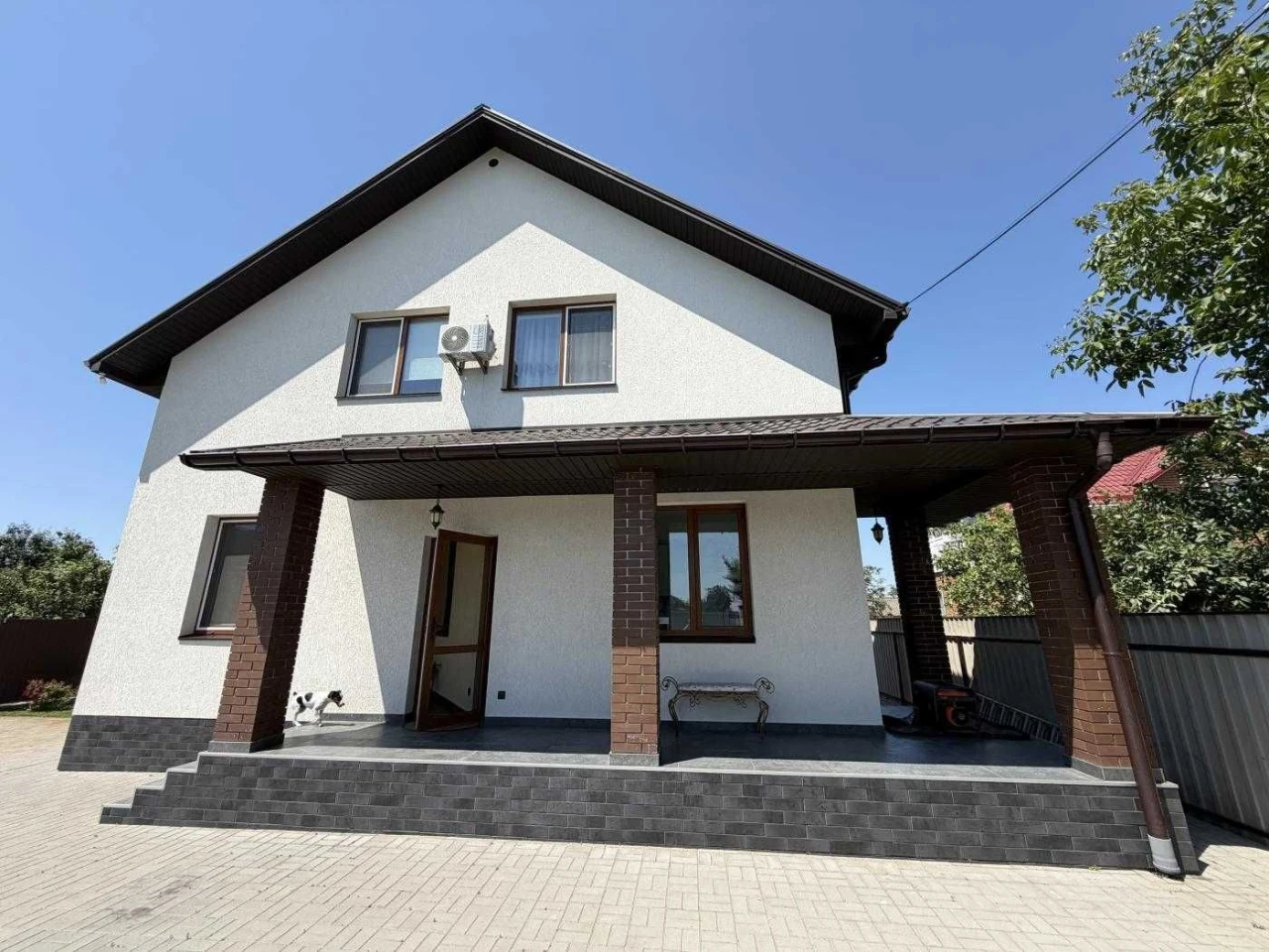 For sale: Modern two-story house 140 sq m on 10 acres