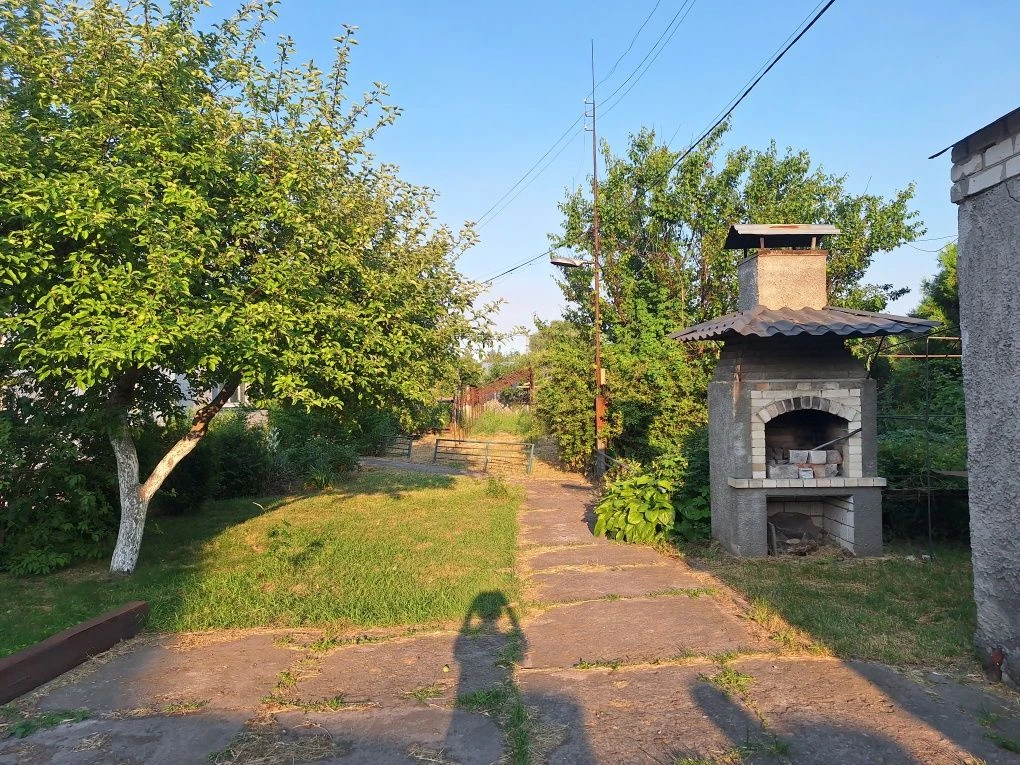 Будинок з ГАЗОМ  + госпбудівлі + 10 соток центр м.Бориспіль