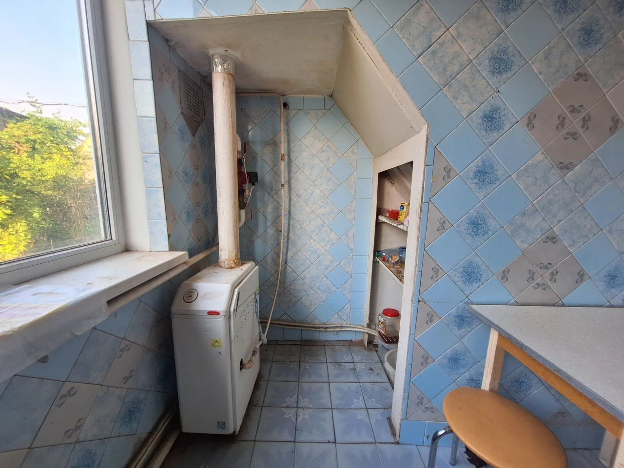 Будинок з ГАЗОМ  + госпбудівлі + 10 соток центр м.Бориспіль