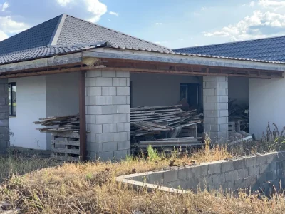 Двв будинка комплектом від власника