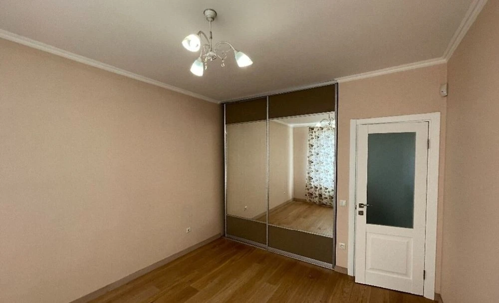 House Chervony Khutor