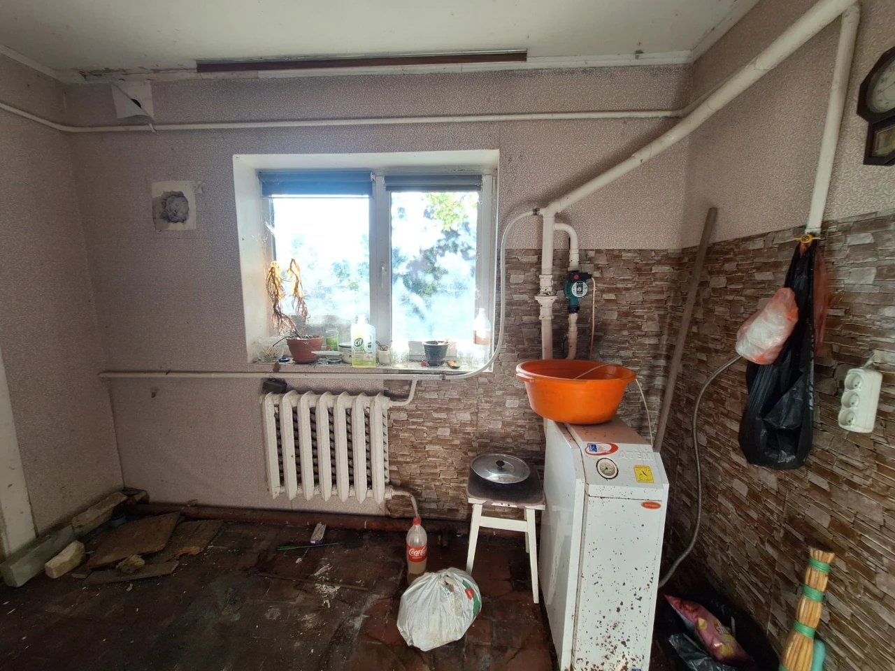 Будинок 112 м + госпбудівля +10 соток район Дубечанський