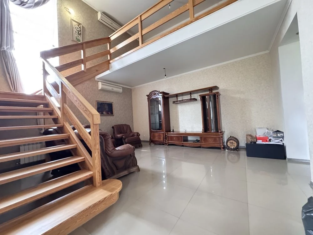 Цегляный дом в Борисполе 220 м² - 10 соток. Гараж/баня/п