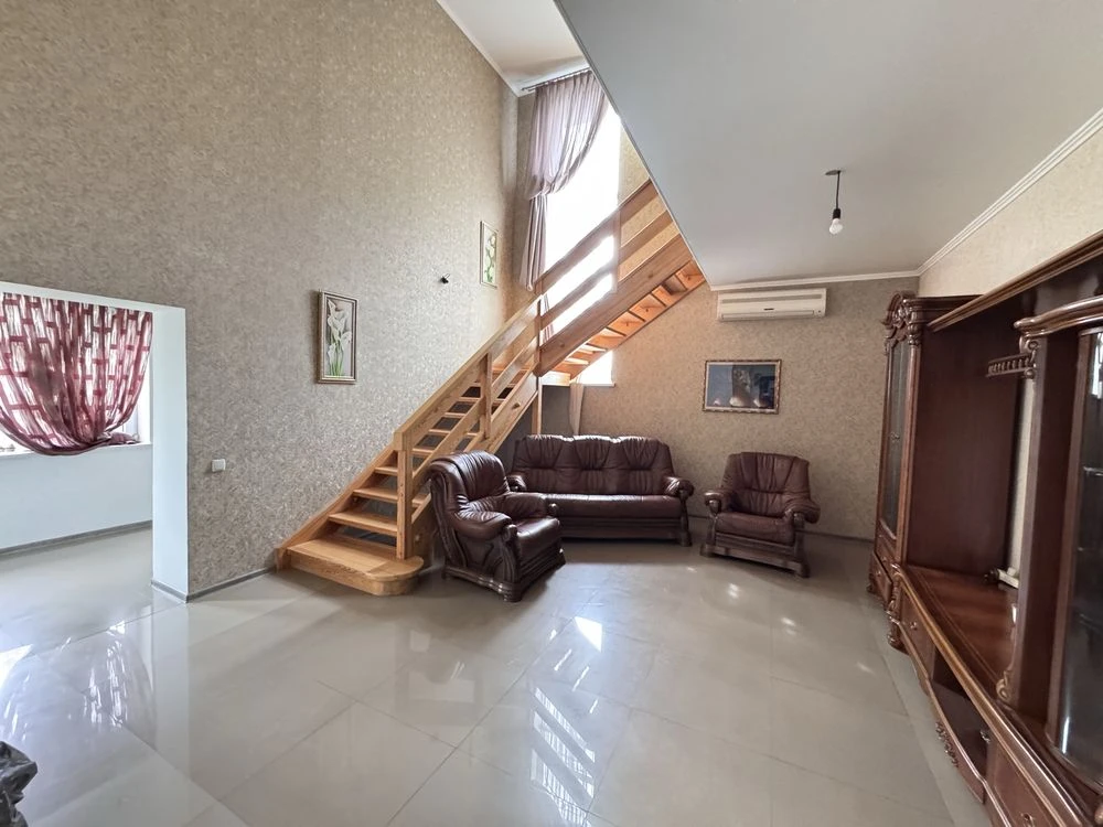 Цегляный дом в Борисполе 220 м² - 10 соток. Гараж/баня/п