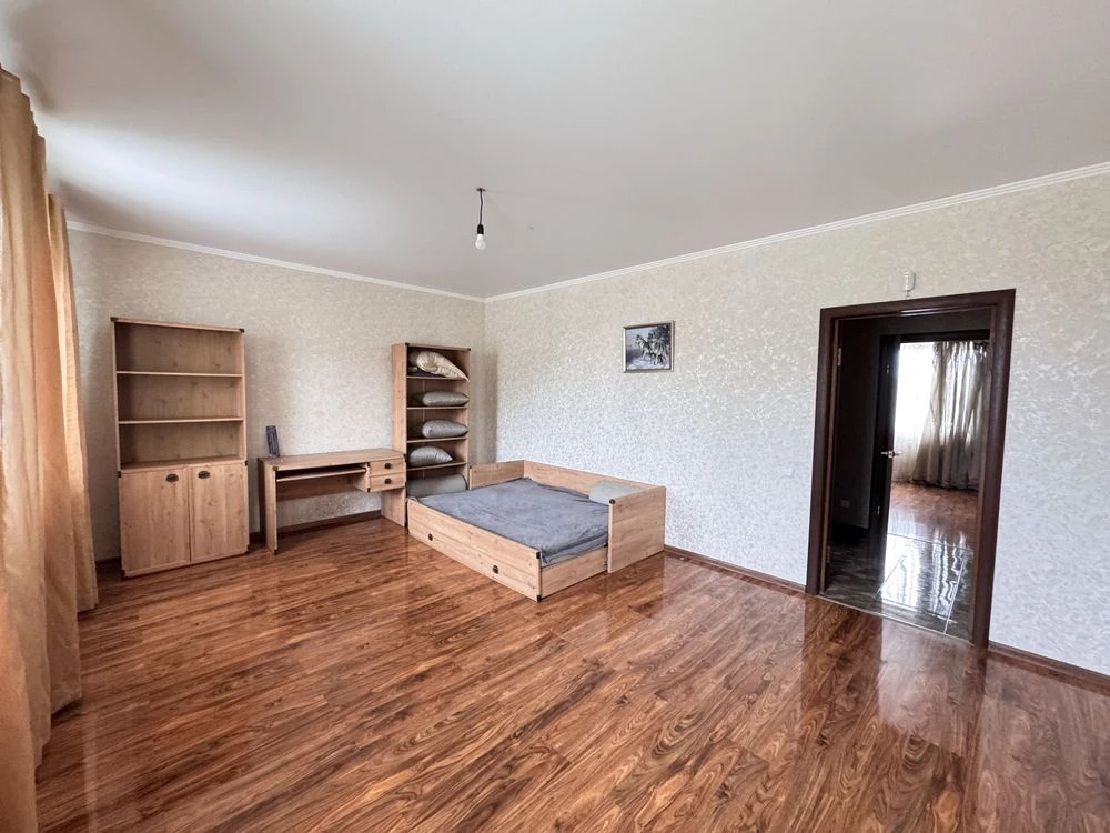 Цегляный дом в Борисполе 220 м² - 10 соток. Гараж/баня/п