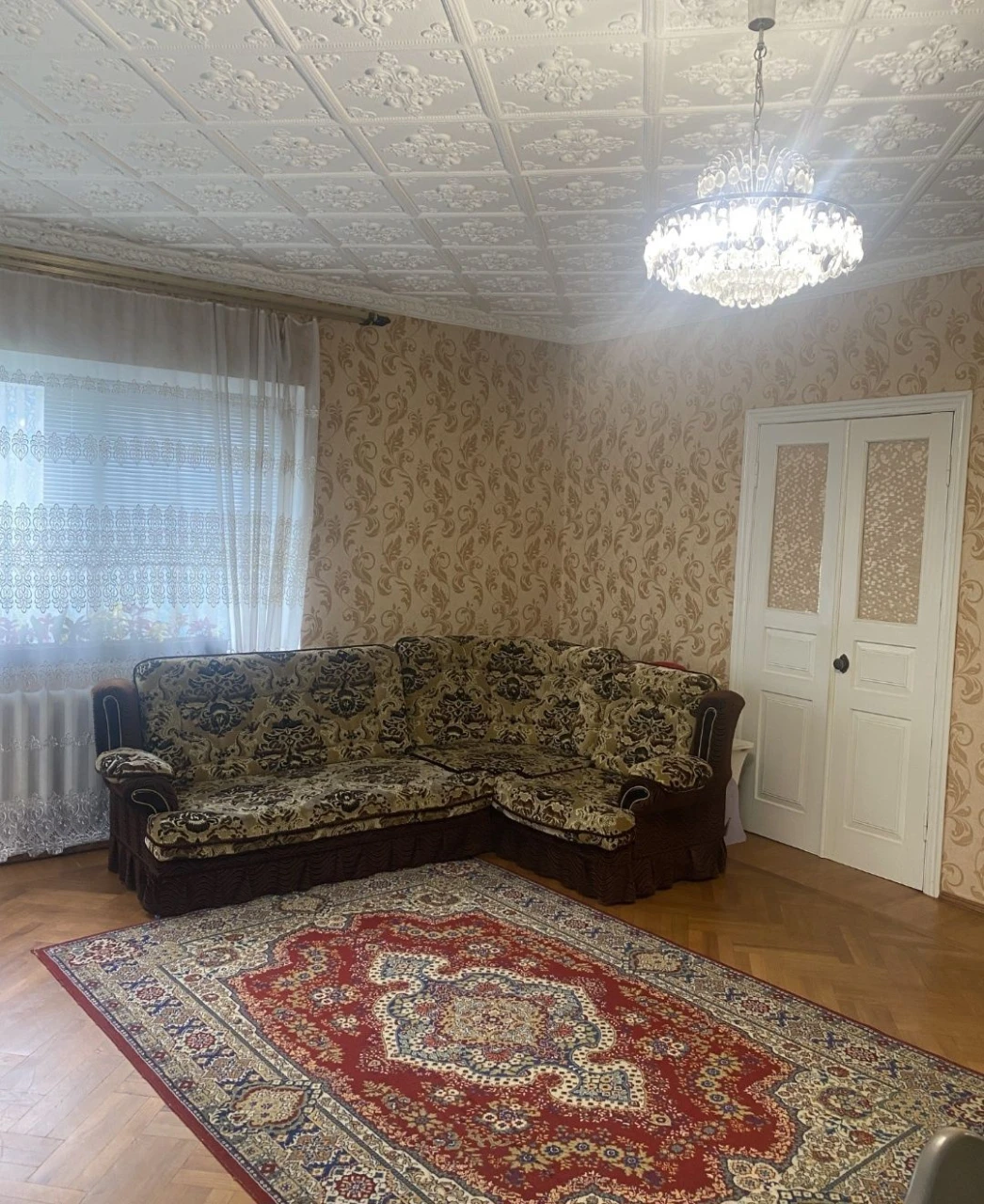 Жилий БУДИНОК  160 кв.м. на 6 сотках з МЕБЛЯМИ та ТЕХНІКОЮ