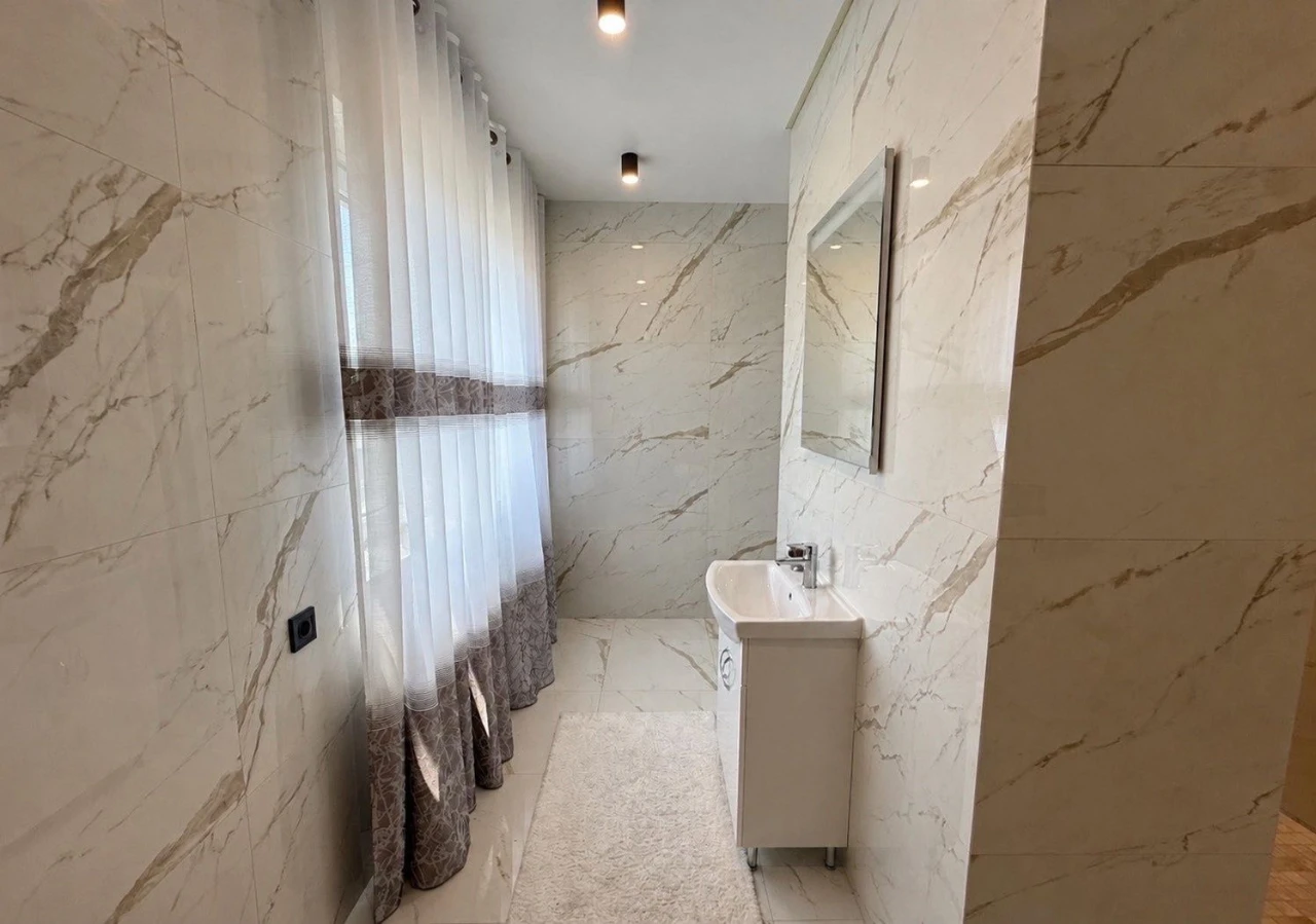 URGENT!! CENTER!! House 140 sq.m. on 10 acres, Borispol