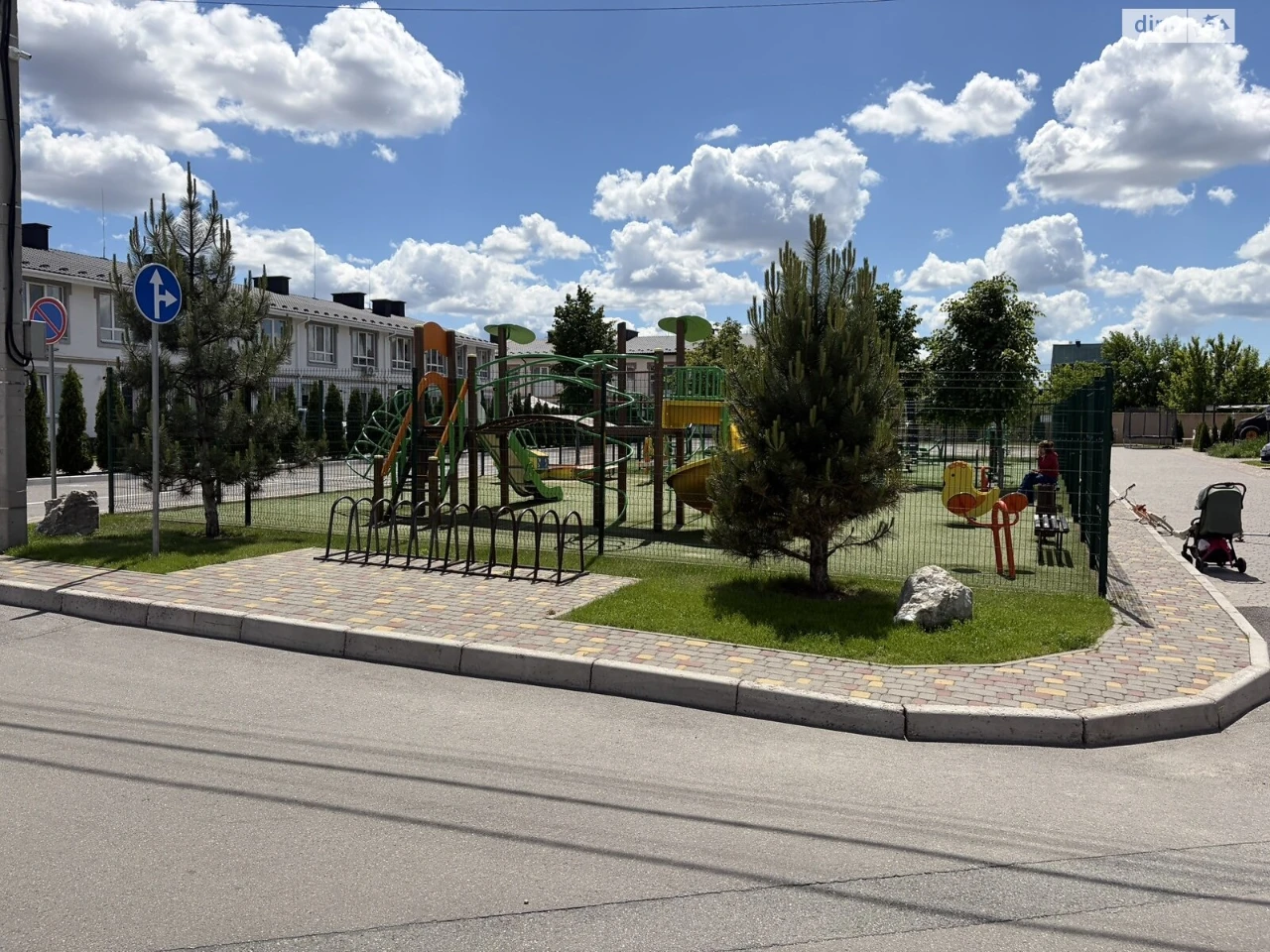 Продаж Таунхаус
