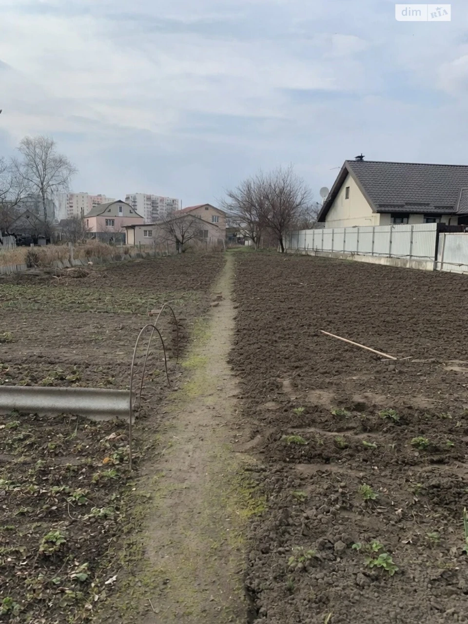 Продаж Дім