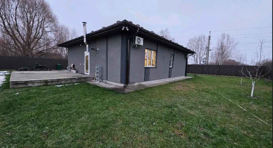 ЖИЛИЙ  БУДИНОК  120 кв.м. з меблями та ТЕХНІКОЮ на 10 сотках