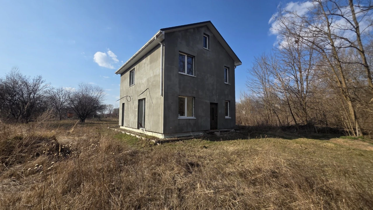 Будинок 120 кв.м. під ЧИСТОВЕ ОЗДОБЛЕННЯ .