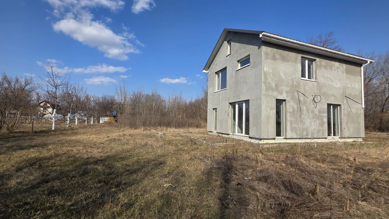 Будинок 120 кв.м. під ЧИСТОВЕ ОЗДОБЛЕННЯ .