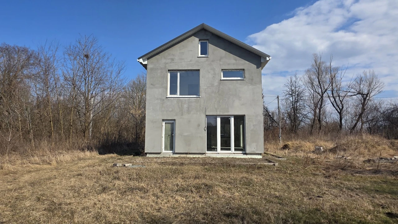 Будинок 120 кв.м. під ЧИСТОВЕ ОЗДОБЛЕННЯ .