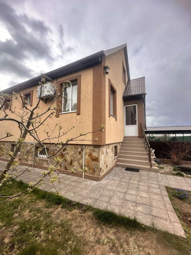 Продається будинок р-н ветлікарні Бориспіль