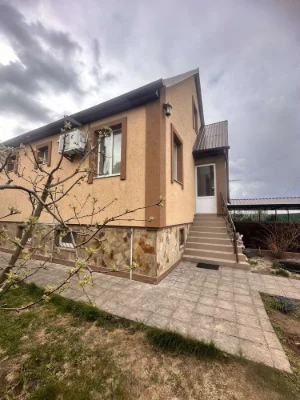 Продається будинок р-н ветлікарні Бориспіль