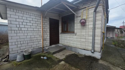 ЦЕНТР!! Будинок 205 кв.м. на 2 ходи +2  ГАРАЖІ  та   БАНЯ на