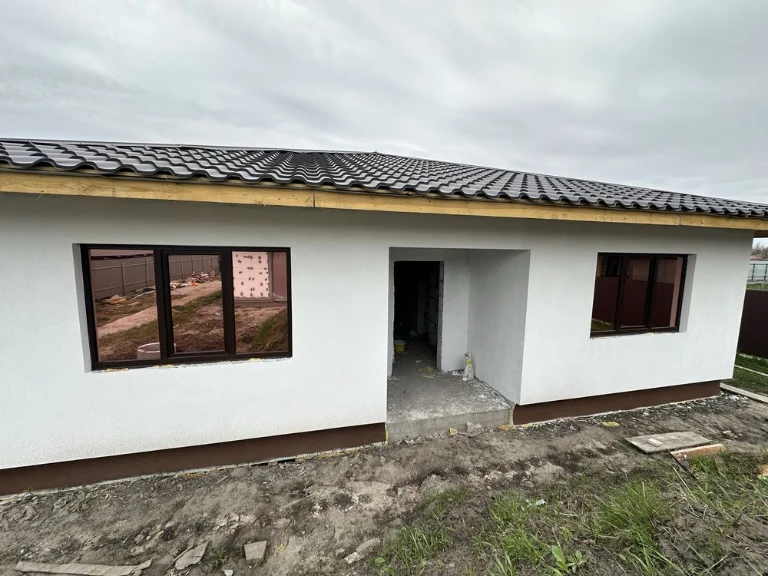 Продаж будинку  центр Борисполя 2км Під чистову обробку