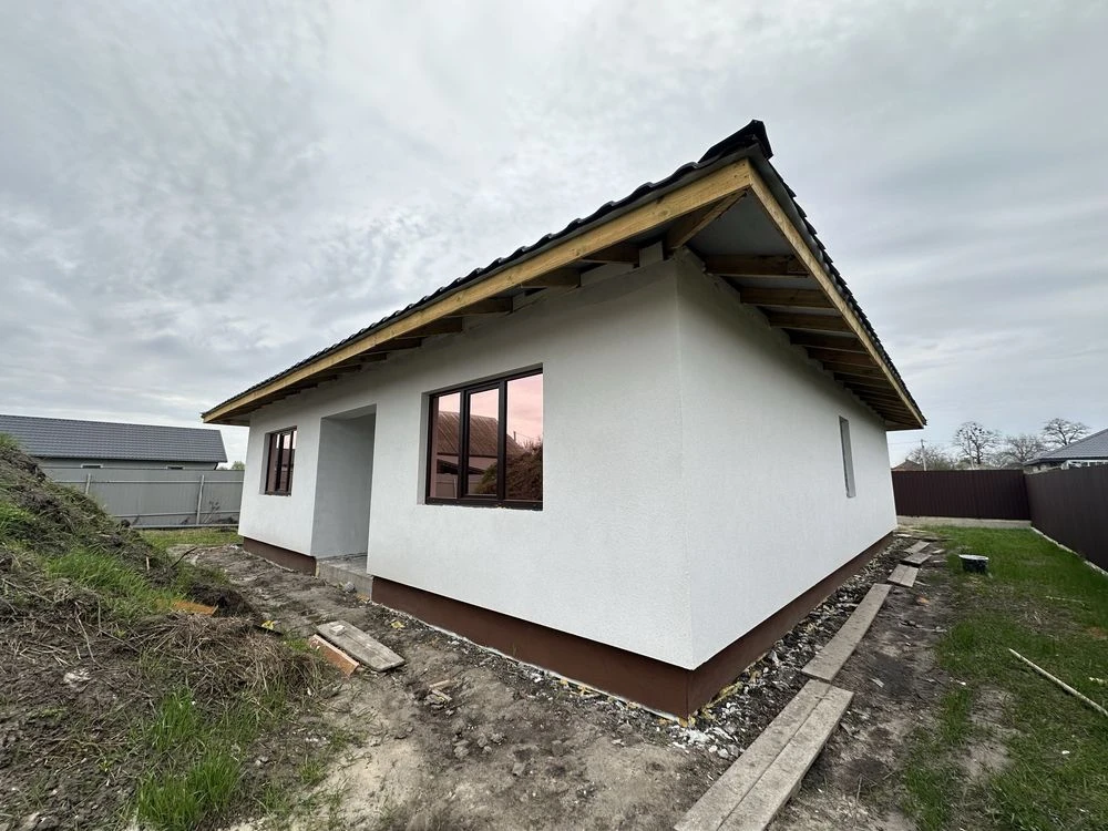 Продаж будинку  центр Борисполя 2км Під чистову обробку