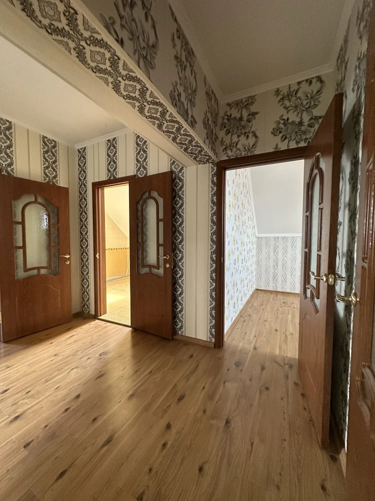 ПРОДАЖ газифікованого Будинку 160 кв.м 8 сот Права сторона м