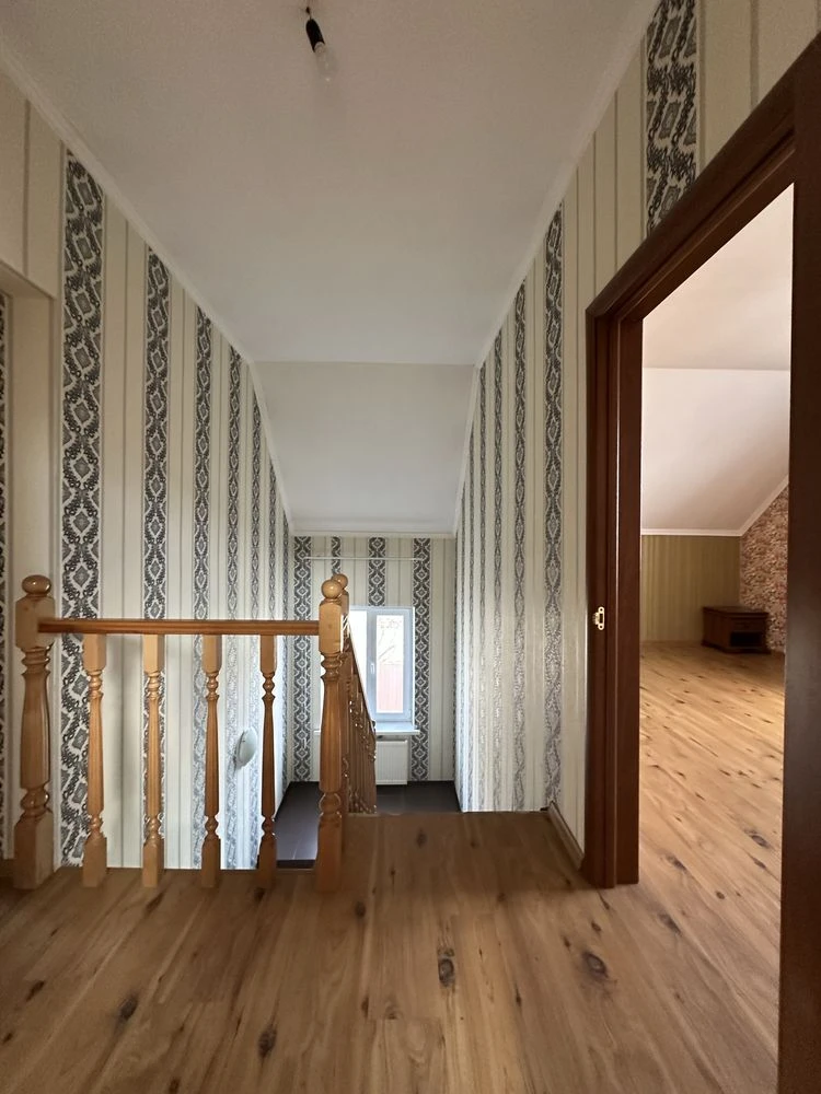 ПРОДАЖ газифікованого Будинку 160 кв.м 8 сот Права сторона м