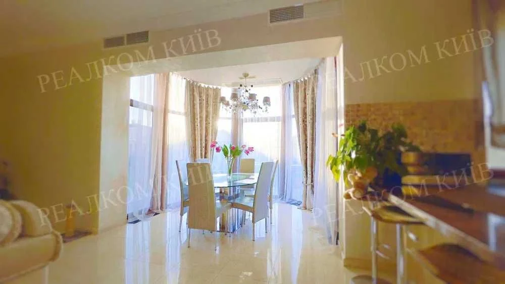 * Home, sweet home!  м. Бориспіль - центр 5 хв.! (25 соток,
