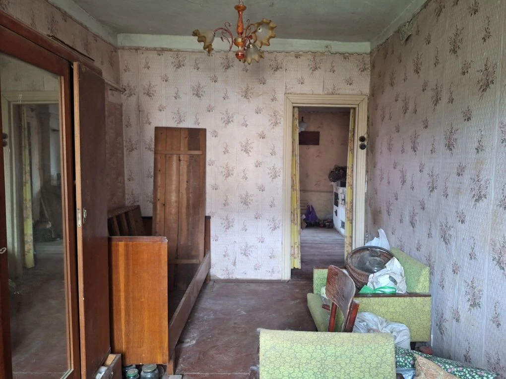 Будинок 90 м+9 с  біля 7 школи міські комунікації м.Бориспіл