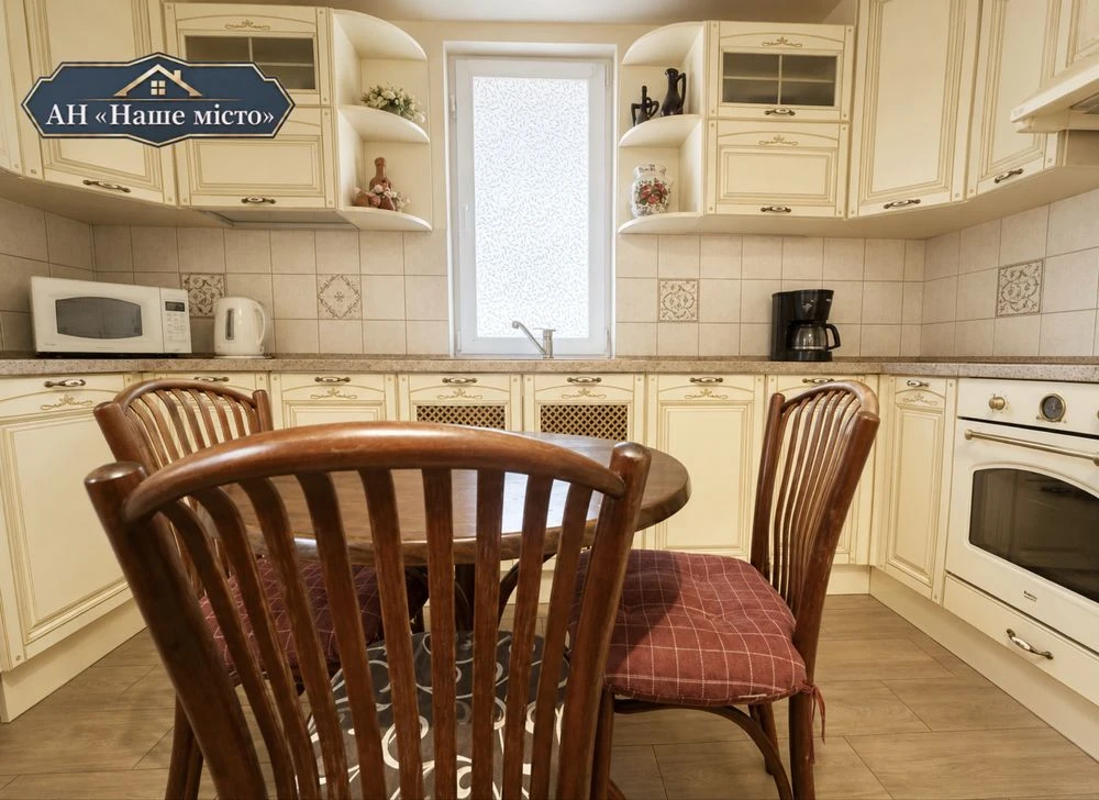 Продаж 2-х пов.Будинку 107 кв.м м.Бориспіль р-н «САДІВ» кіне