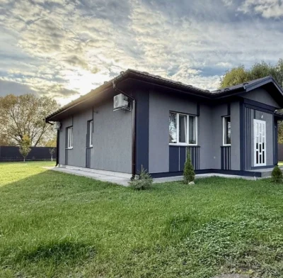 Продаж Сучасного з ремонтом Будинку 110 кв.м , 10 сот в м. Б