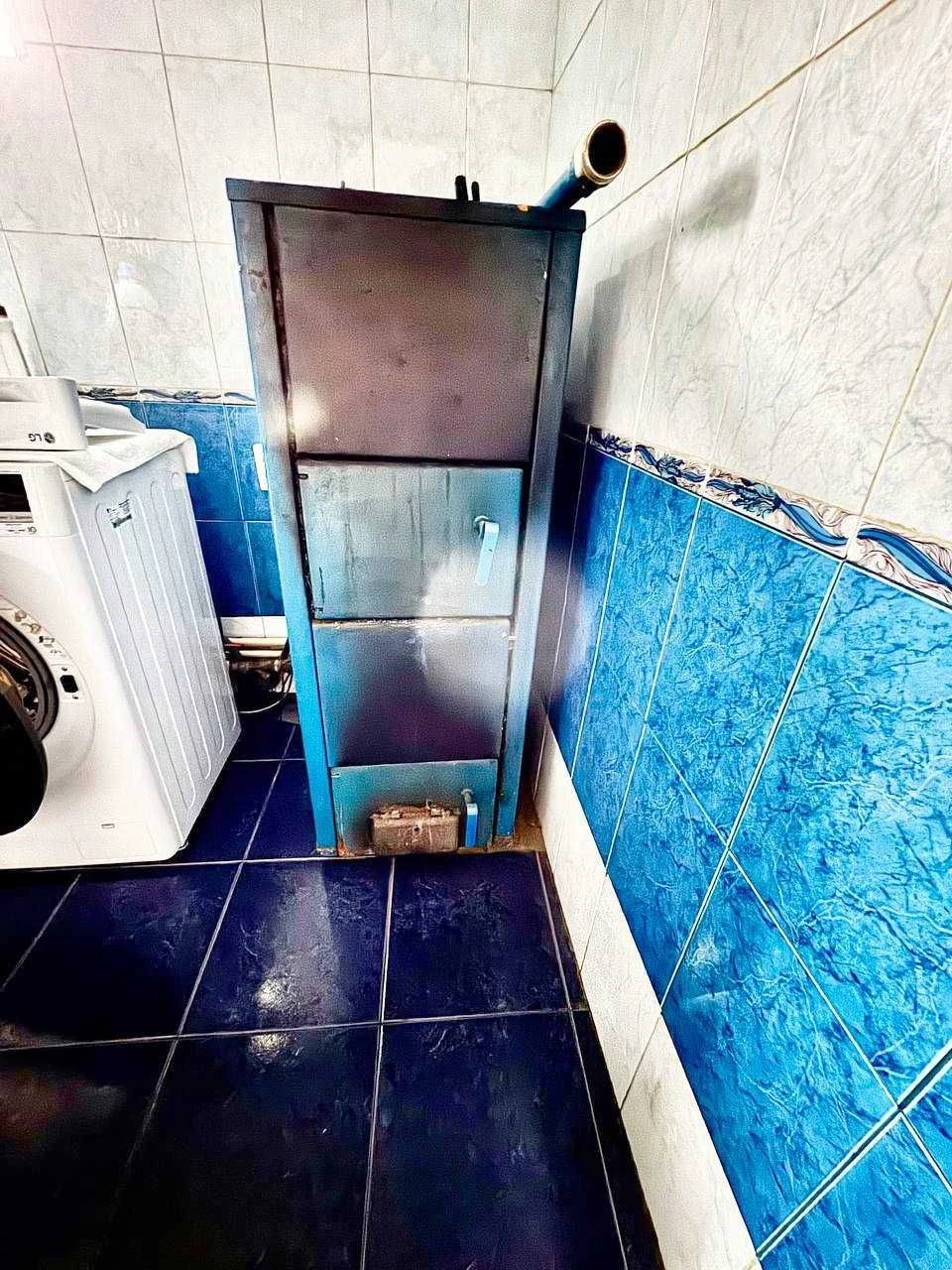 Продаж-Жилий БУДИНОК 219 кв.м на 10 сотках 100м від Київськи