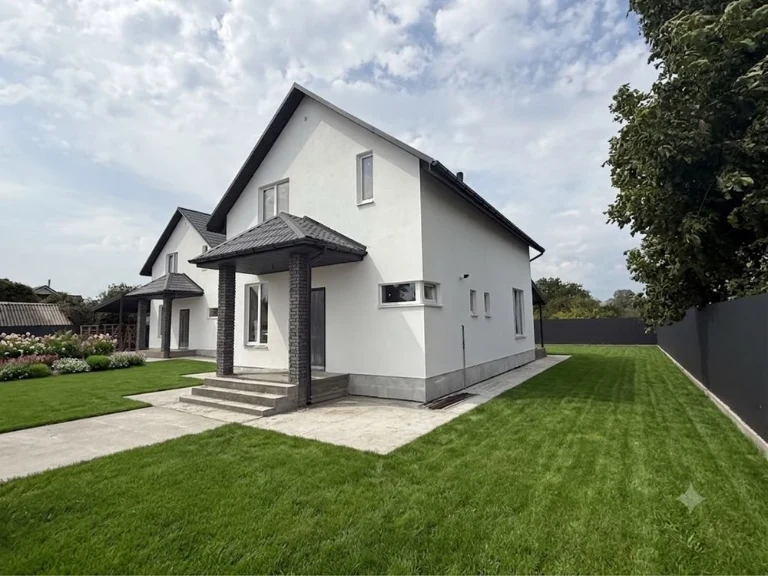 Від власника! Будинок 120 м.кв. на 5 сотках з терасою та нав