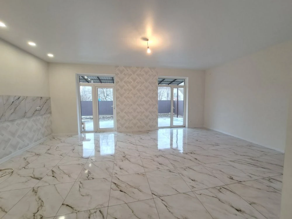 Від власника! Будинок 120 м.кв. на 5 сотках з терасою та нав