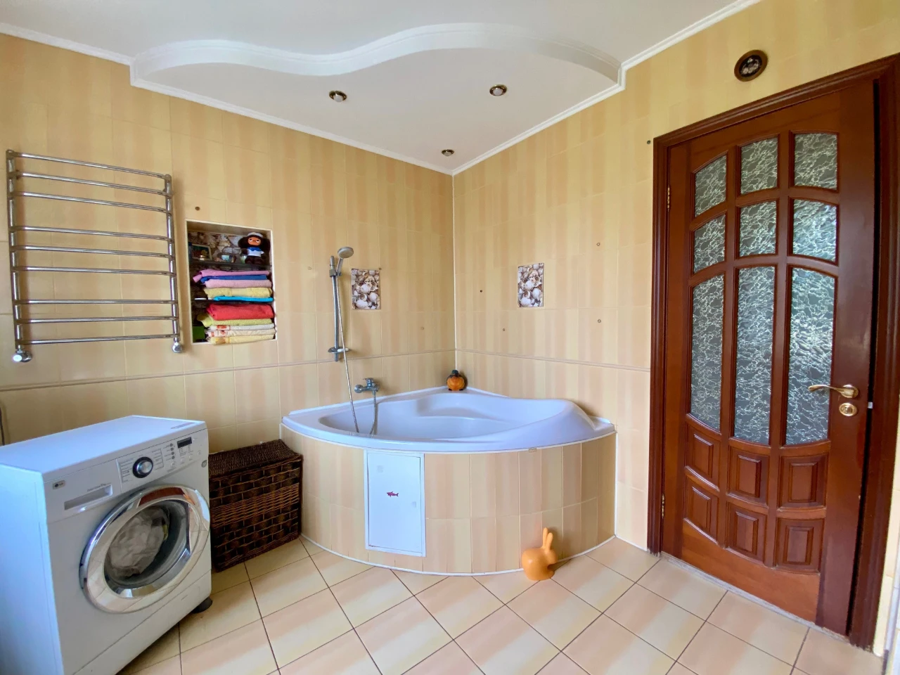 Продаж будинку в Борисполі, вул. Братуся — 322 м² на ділянці