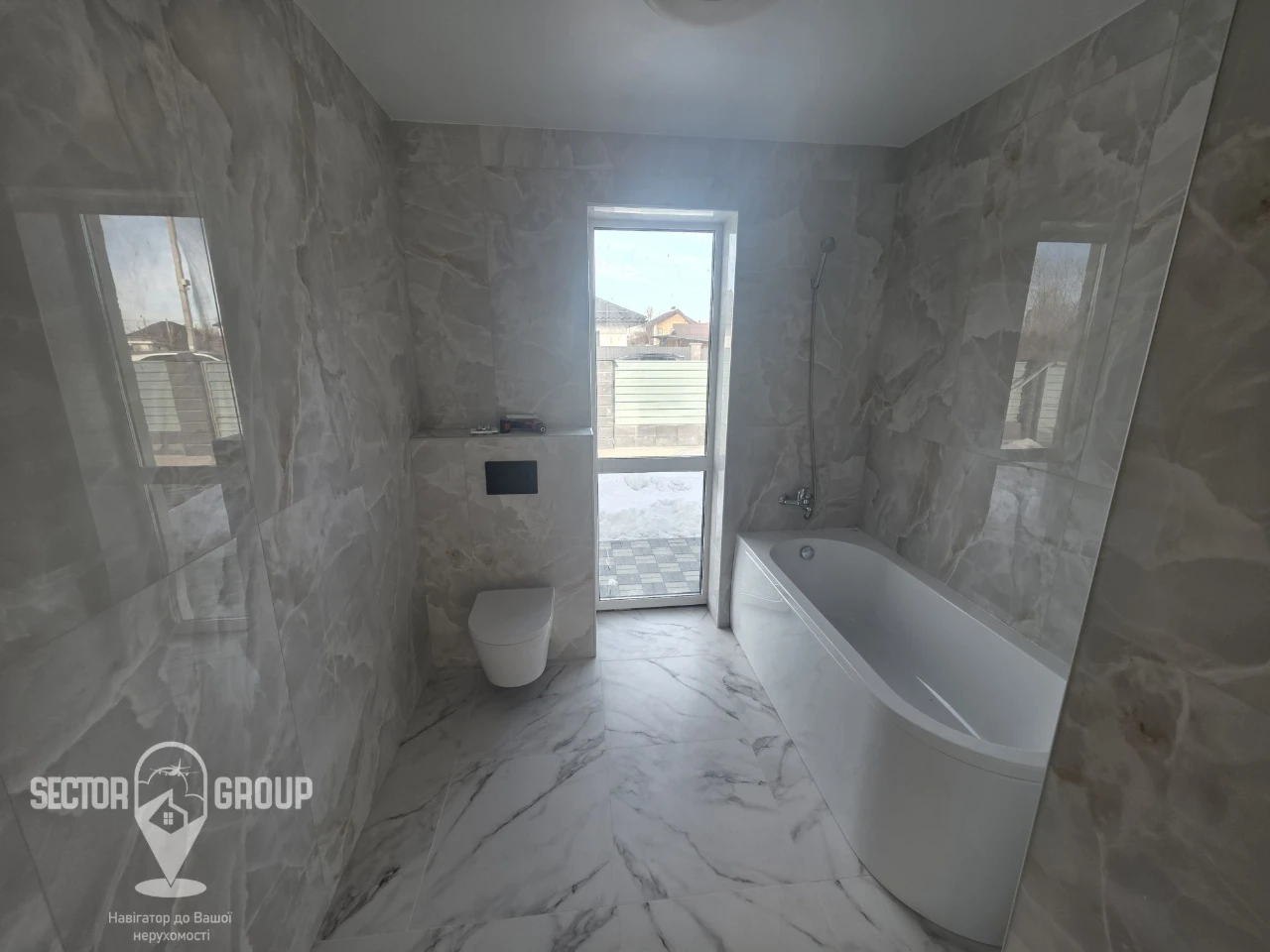 103 кв.м. в районі Тургєнєва (Коломичівська)