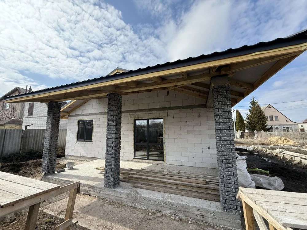 Продаж будинку права сторона міста  від забудовника