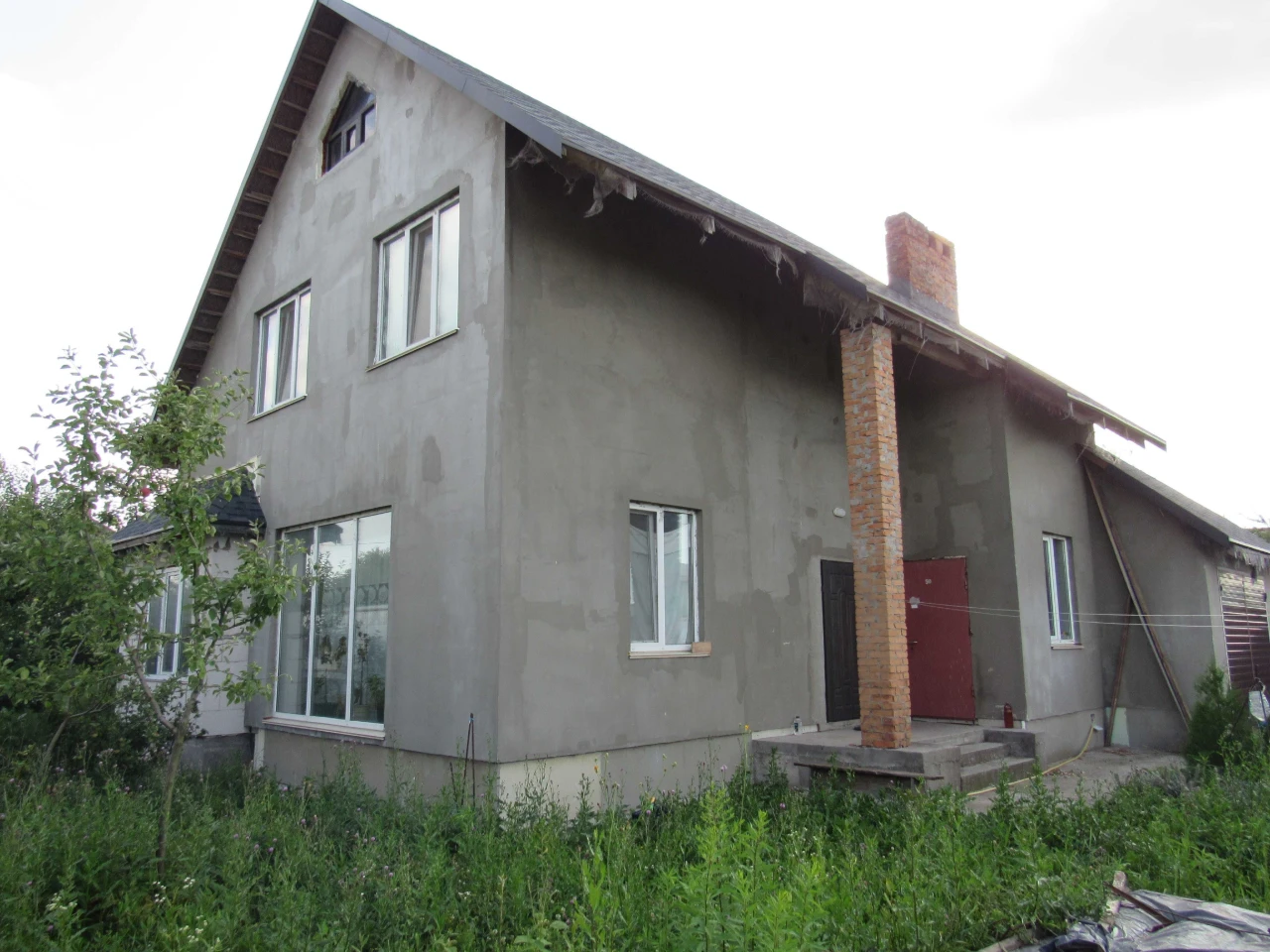 Продам 2-поверховий будинок (150,9м2) або 1/2 будинку з гара