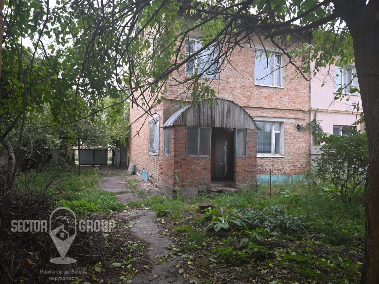 109 + 70 м.кв. в самому центрі Борисполя.