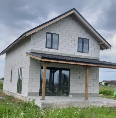 Продається двохповерховий будинок з терасою у Борисполі