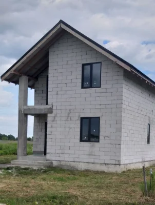 Продається двохповерховий будинок з терасою у Борисполі