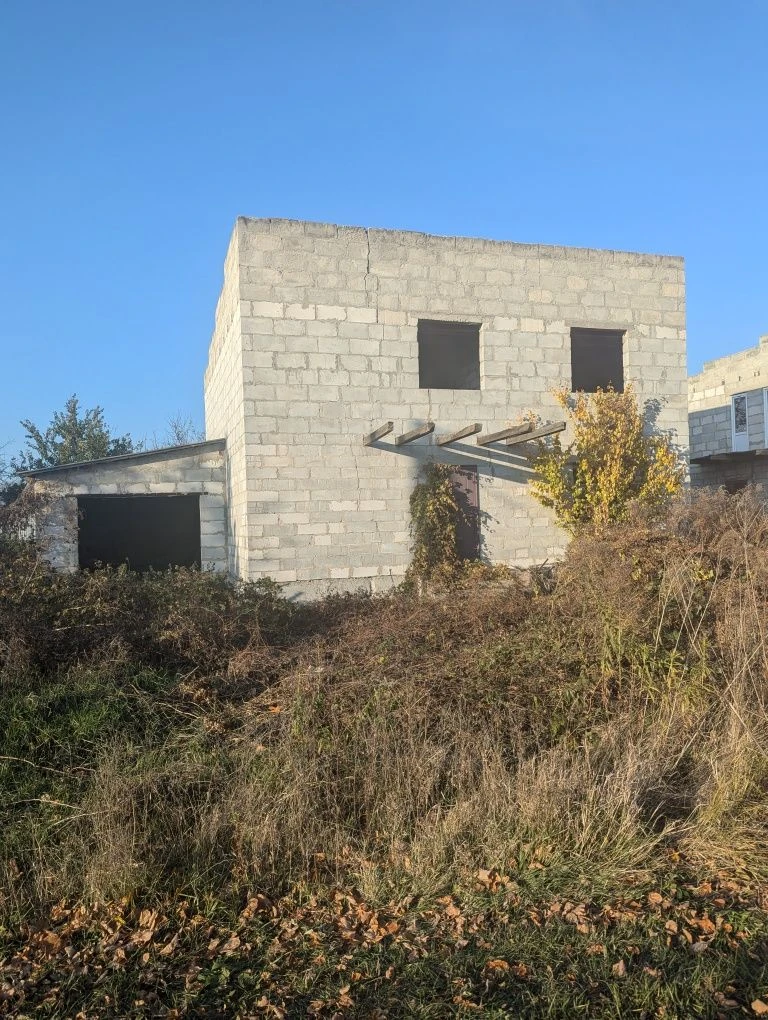 Продам недобудову Бориспіль, в дуже гарному місці.