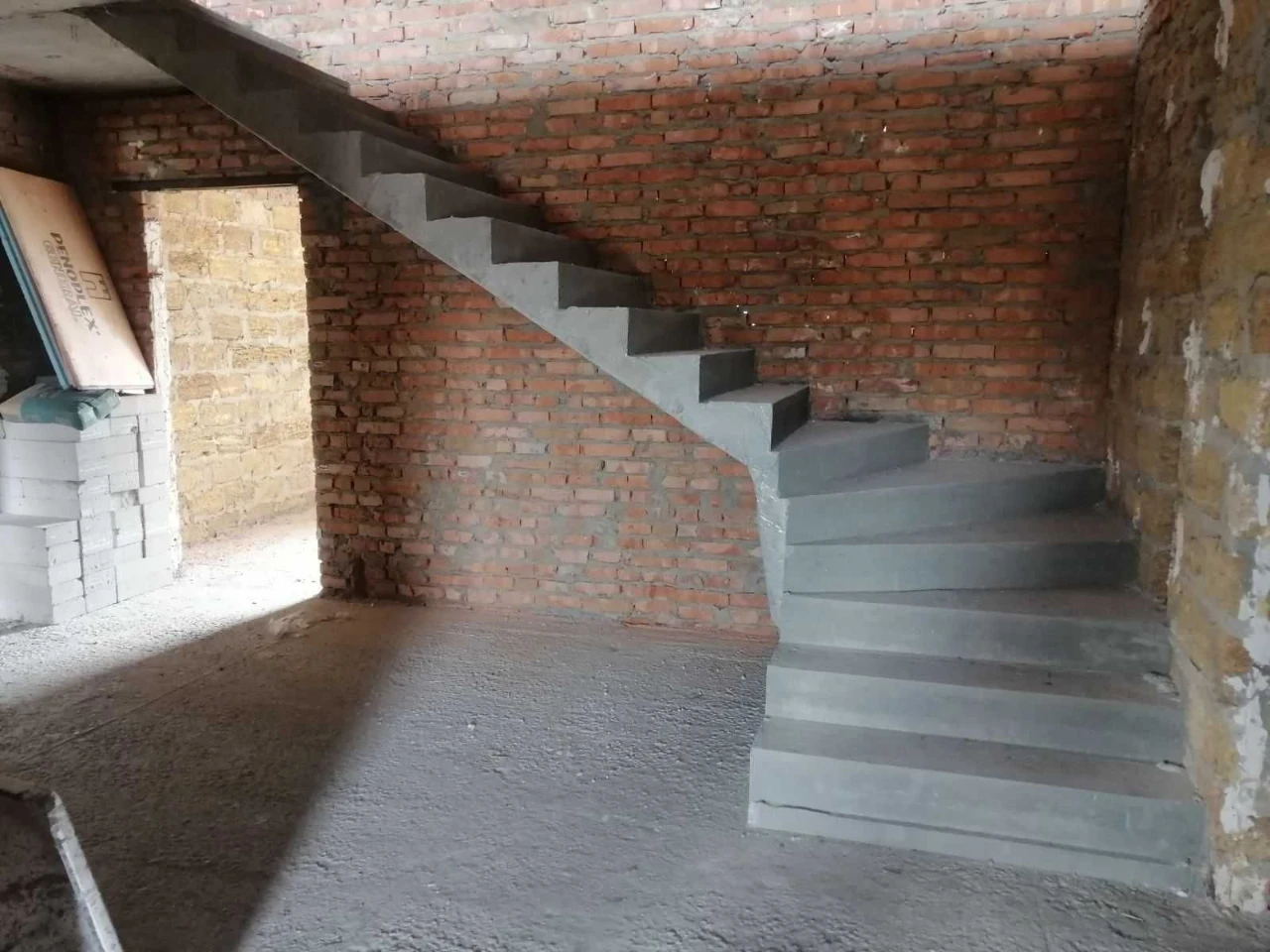 Проам Будинок 240 кв.м  в  центрі Борисполя, вул.Яцютівка 35