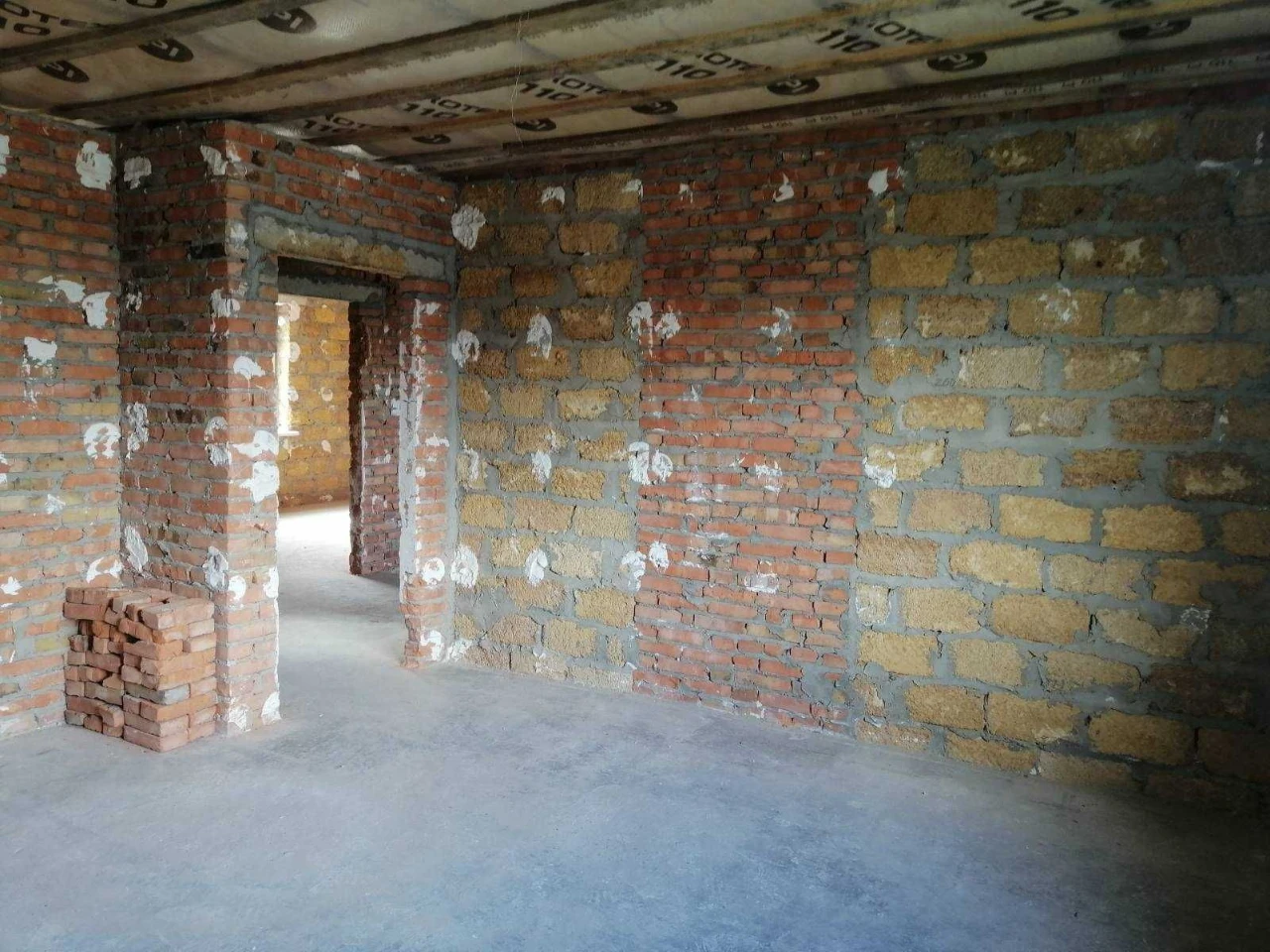 Проам Будинок 240 кв.м  в  центрі Борисполя, вул.Яцютівка 35